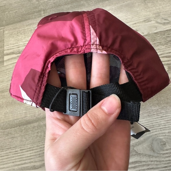 NWT Rag & Bone Burgundy and Pink Camo Active Baseball Cap